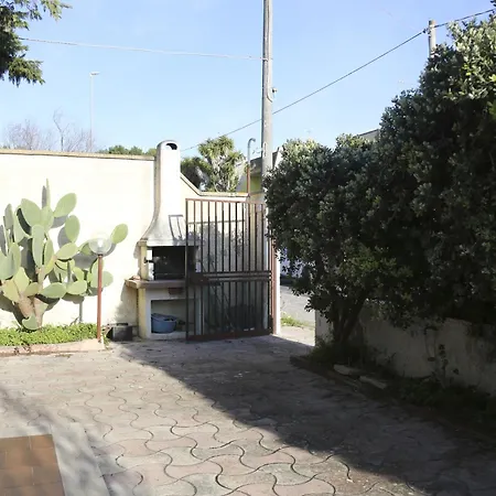 Сasa de vacaciones Antonietta Con Giardino Porto Cesareo